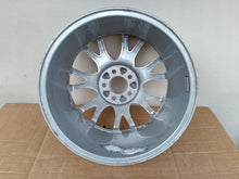 Laden Sie das Bild in den Galerie-Viewer, 1x Alufelge 17 Zoll 7.5&quot; 5x108 43ET 30664307 Volvo Rim Wheel