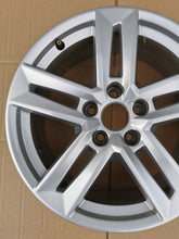 Load image into Gallery viewer, 1x Alufelge 17 Zoll 7.0" 5x112 42ET 8W0601025P Audi A4 B9 Rim Wheel FEL3209314437ui