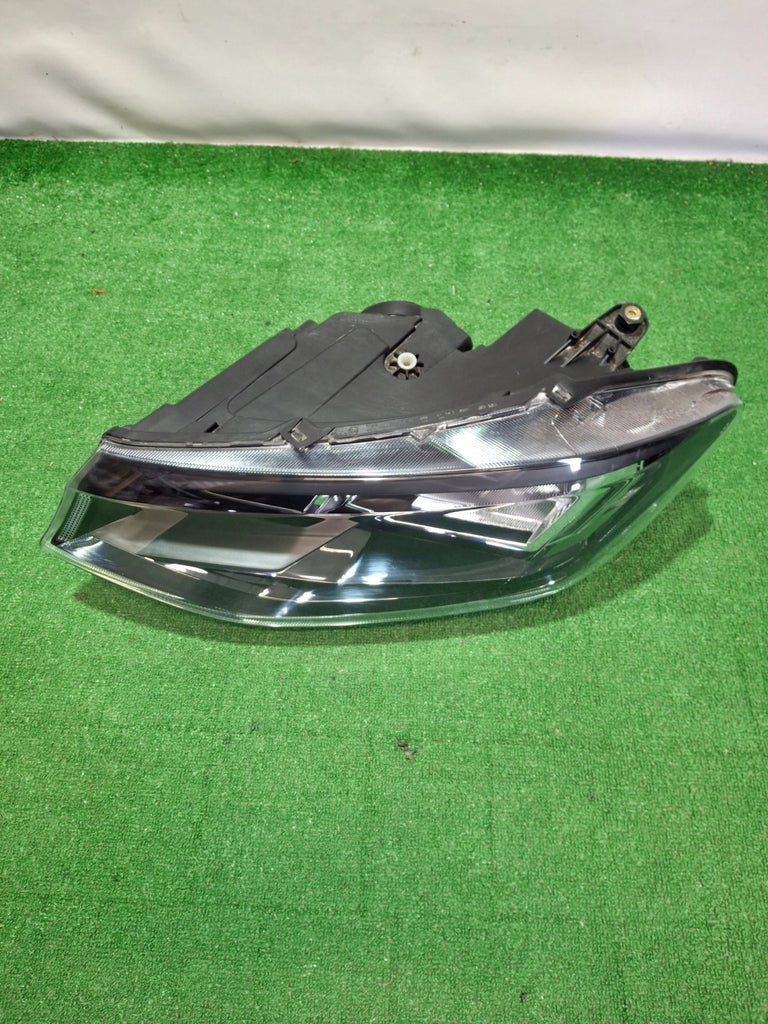 Frontscheinwerfer VW Caddy 2K8941005DTM Links Scheinwerfer Headlight SCH6343483701ak