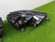 Laden Sie das Bild in den Galerie-Viewer, Frontscheinwerfer Skoda Scala 657941015 6657941016 Ein Satz Headlight SCH6782202619sc