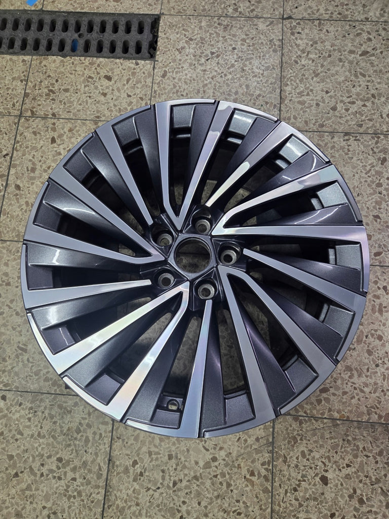 1x Alufelge 18 Zoll 8.0" 5x112 44ET 3P0601025F Skoda Superb I Rim Wheel FEL5586377985ks