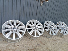 Laden Sie das Bild in den Galerie-Viewer, 4x Alufelge 15 Zoll 6.5&quot; 5x112 50ET Glanz Silber 5K0601025J Seat Touran