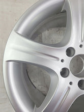 Laden Sie das Bild in den Galerie-Viewer, 1x Alufelge 17 Zoll 8.5&quot; 5x112 48ET A2124015902 Mercedes-Benz W212 Rim Wheel