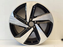 Laden Sie das Bild in den Galerie-Viewer, 1x Alufelge 17 Zoll 5x112 2G0601025AB VW Rim Wheel FEL3862557186qj