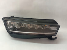 Load image into Gallery viewer, Frontscheinwerfer Skoda Octavia 5E4941016 Rechts Scheinwerfer Headlight SCH8138312523bm