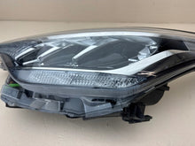 Laden Sie das Bild in den Galerie-Viewer, Frontscheinwerfer Toyota C-Hr Chr 81150-F4180 Links Scheinwerfer Headlight SCH9587617826eu