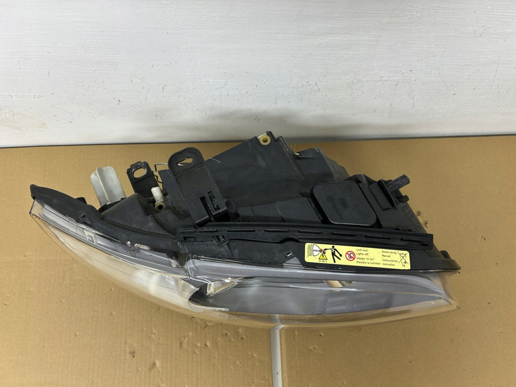 Frontscheinwerfer BMW 1 E88 E87 7181282-02 Xenon Rechts Scheinwerfer Headlight SCH4732318474su