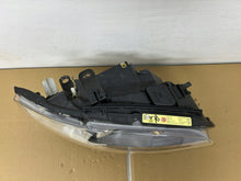 Laden Sie das Bild in den Galerie-Viewer, Frontscheinwerfer BMW 1 E88 E87 7181282-02 Xenon Rechts Scheinwerfer Headlight SCH4732318474su