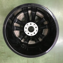 Laden Sie das Bild in den Galerie-Viewer, 1x Alufelge 17 Zoll 8.0" 5x112 49 5ET Glanz Schwarz A2064016100 Mercedes-Benz FEL2252822712kr