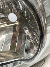 Laden Sie das Bild in den Galerie-Viewer, Frontscheinwerfer Toyota Hilux VIII Links Scheinwerfer Headlight SCH6728565980ms