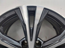 Load image into Gallery viewer, 1x Alufelge 18 Zoll 7.0" 5x114.3 40ET Glanz Silber HV03BMB94 Mg Qashqai FEL2642976666xh