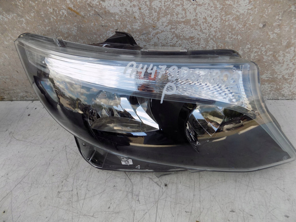 Frontscheinwerfer Mercedes-Benz W447 A4479067800 Rechts Scheinwerfer Headlight