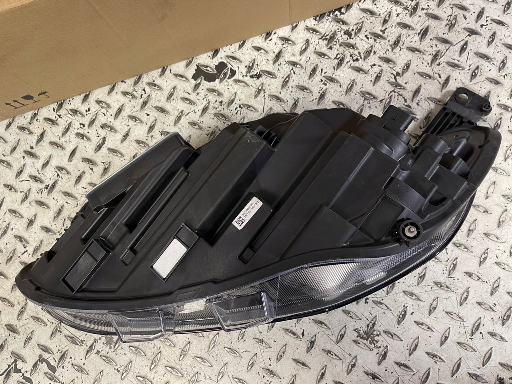 Frontscheinwerfer Ford Focus MX7B-13E014-ED Rechts Scheinwerfer Headlight SCH6570702396ci