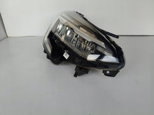 Load image into Gallery viewer, Frontscheinwerfer Renault Clio V 260108876R Rechts Scheinwerfer Headlight SCH7999415997yt