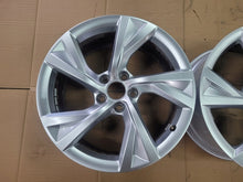 Laden Sie das Bild in den Galerie-Viewer, 1x Alufelge 18 Zoll 8.0" 5x112 40ET 8W0601025EJ Audi Rim Wheel FEL3867013143dq