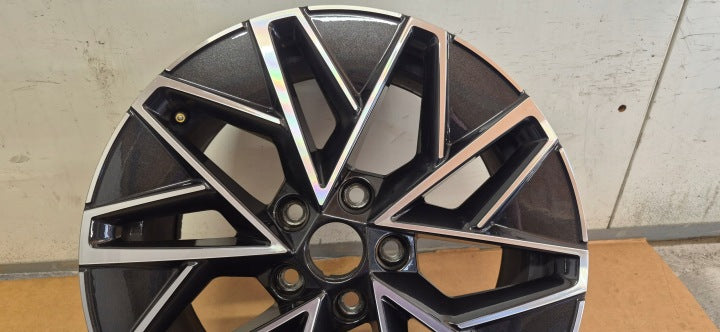 1x Alufelge 17 Zoll 7.5" 5x112 46ET Glanz Graphit 5E3601025C Mg Octavia I FEL9875607018hp