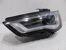 Laden Sie das Bild in den Galerie-Viewer, Frontscheinwerfer Audi A3 8V0941005 1EL010740-21 Xenon Links Headlight