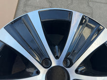 Load image into Gallery viewer, 1x Alufelge 17 Zoll 7.0&quot; 5x112 A2134013600 Mercedes-Benz Rim Wheel