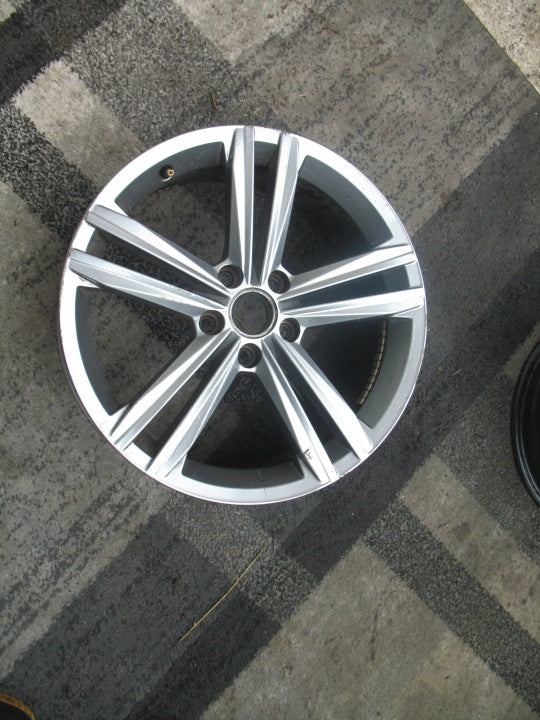 1x Alufelge 18 Zoll 7.5" 5x112 51ET Glanz Graphit 5G0601025DC VW Golf Vii FEL7103684283xk