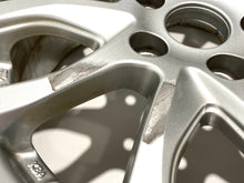 Load image into Gallery viewer, 1x Alufelge 16 Zoll 6.5&quot; 5x114.3 50ET Glanz Silber KH226516, KBA51072 Hyundai