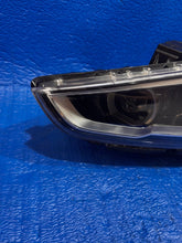 Laden Sie das Bild in den Galerie-Viewer, Frontscheinwerfer Hyundai I30 III G4921-22030 Full LED Rechts oder Links