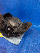 Laden Sie das Bild in den Galerie-Viewer, Frontscheinwerfer BMW 4 F36 F32 F33 7410785-06 7410786-06 Ein Satz Headlight SCH1309759352fw