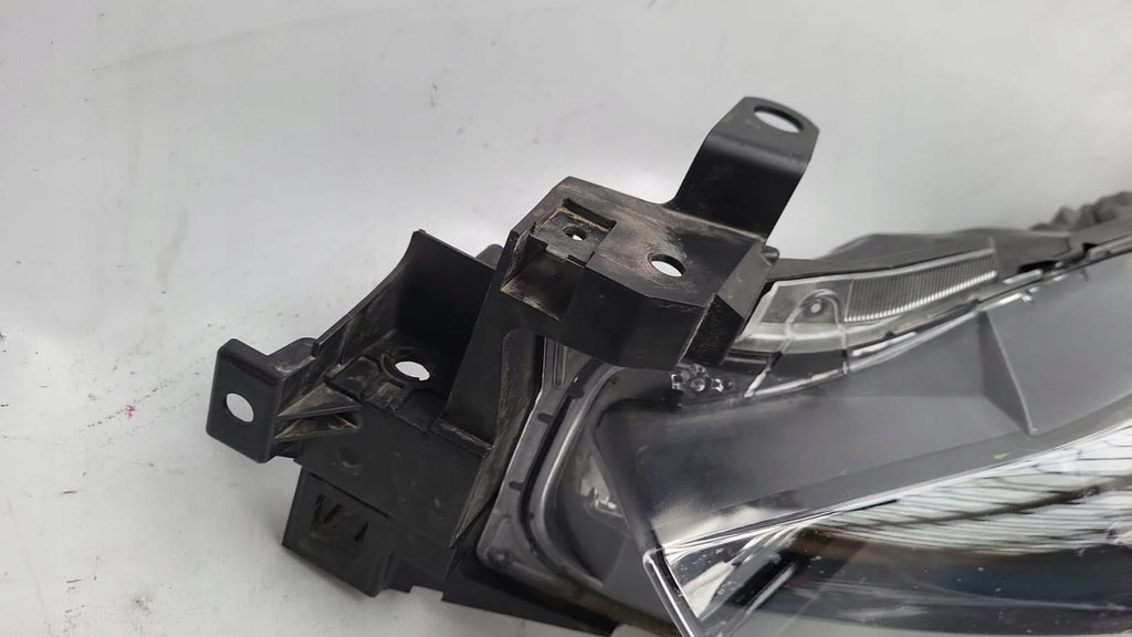 Frontscheinwerfer Mazda 3 B63C-51040 Full LED Ein Stück (Rechts oder Links) SCH9530500273mp