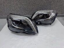 Laden Sie das Bild in den Galerie-Viewer, Frontscheinwerfer Mercedes-Benz X204 A2048201539 Ein Satz Scheinwerfer Headlight SCH1667931565oy