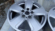 Laden Sie das Bild in den Galerie-Viewer, 4x Alufelge 16 Zoll 7.0" 5x112 41ET Glanz Silber 6856029 Mini Rim Wheel FEL4302945312jr