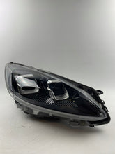 Laden Sie das Bild in den Galerie-Viewer, Frontscheinwerfer Ford Kuga LV4B-13E016-AN LED Rechts Scheinwerfer Headlight SCH8382447966gp