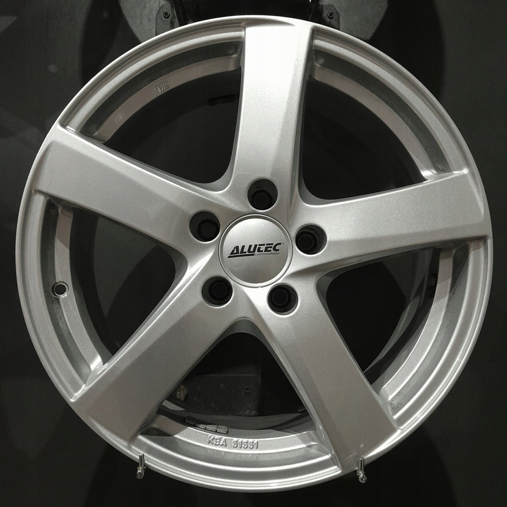 4x Alufelge 17 Zoll 7.0" 5x112 48 5ET Glanz Silber Seat Leon Rim Wheel FEL2511897280bp
