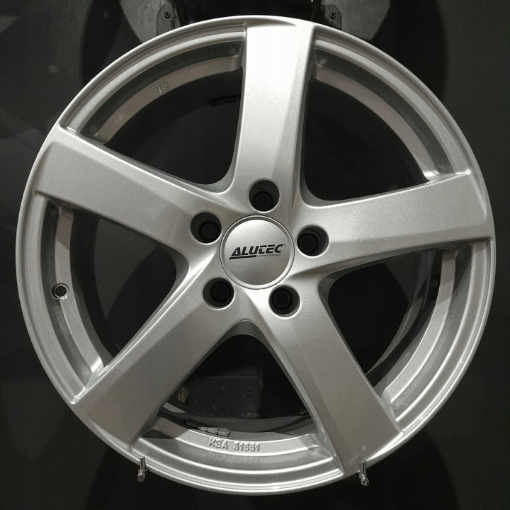4x Alufelge 17 Zoll 7.0" 5x112 48 5ET Glanz Silber Seat Leon Rim Wheel FEL2511897280bp