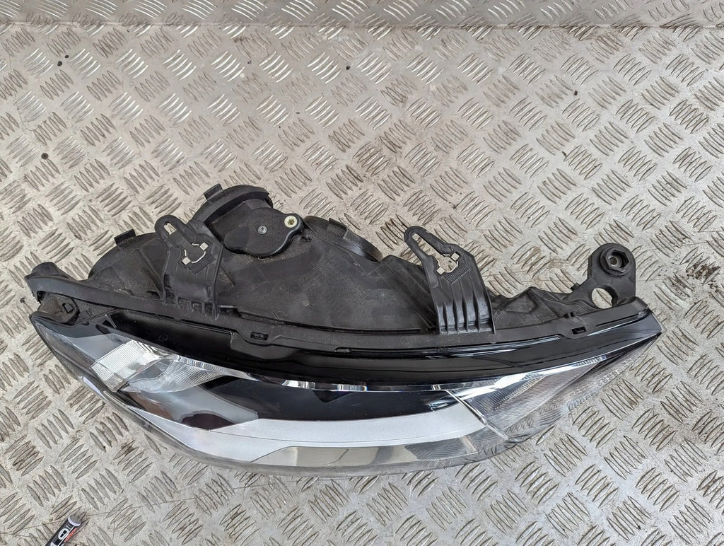 Frontscheinwerfer Audi A1 82A941004 Rechts Scheinwerfer Headlight