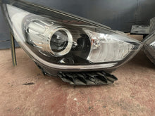 Load image into Gallery viewer, Frontscheinwerfer Kia Niro 92101-G5050 Xenon Links Scheinwerfer Headlight