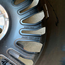 Laden Sie das Bild in den Galerie-Viewer, 1x Alufelge 17 Zoll 7.5&quot; 5x108 H2D-7N9-4P8 Ford Mondeo Rim Wheel