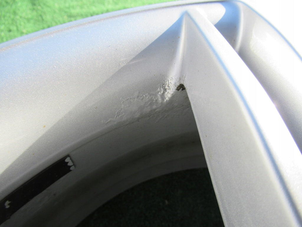 1x Alufelge 17 Zoll 6.5" 5x112 33ET Glanz Silber 8U0601025 Audi Q3 Rim Wheel FEL7868848412pq