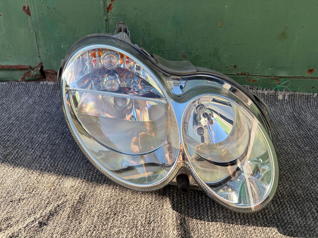 Frontscheinwerfer Mercedes-Benz Clk BAD594 Rechts Scheinwerfer Headlight SCH6193253190nh