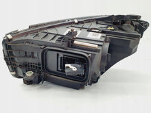 Laden Sie das Bild in den Galerie-Viewer, Frontscheinwerfer Mercedes-Benz W206 A2069067203 LED Rechts Headlight SCH3667582963ik