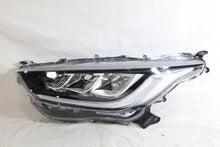 Laden Sie das Bild in den Galerie-Viewer, Frontscheinwerfer Toyota 4 IV Yaris 886283293 LED Links Scheinwerfer Headlight SCH1852109531jj