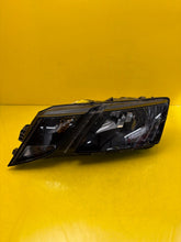 Laden Sie das Bild in den Galerie-Viewer, Frontscheinwerfer Skoda Octavia III 5E1941015C Links Scheinwerfer Headlight SCH9990815256wd