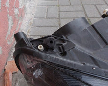 Laden Sie das Bild in den Galerie-Viewer, Frontscheinwerfer Skoda Superb III 3V1941016B Xenon Rechts Headlight