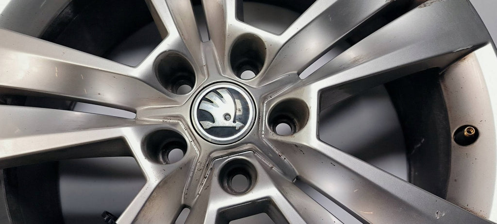 1x Alufelge 18 Zoll 7.0" 5x112 57A601025E Skoda Karoq Rim Wheel FEL1360441366mg