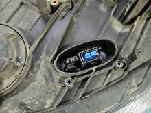Laden Sie das Bild in den Galerie-Viewer, Frontscheinwerfer Kia Sportage 92102-3WXXX Xenon Rechts Scheinwerfer Headlight SCH9272438985bu