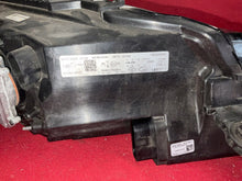 Laden Sie das Bild in den Galerie-Viewer, Frontscheinwerfer Skoda Superb 3V1941015D Links Scheinwerfer Headlight SCH9221489387qe