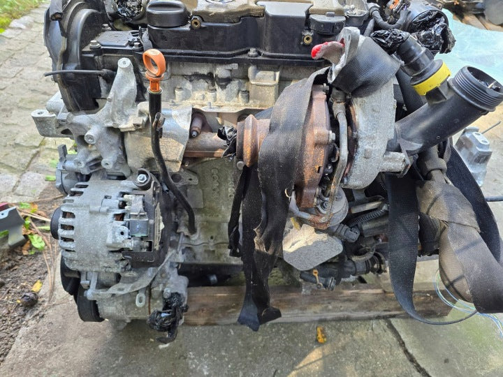 Motor Citroën C4 Picasso II 9H05 10JBTC 1.6 HDI 115PS 85kW Diesel Komplett MOT4784896267jj