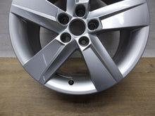 Load image into Gallery viewer, 1x Alufelge 16 Zoll 7.0" 5x100 46ET 6V0601025B Skoda Fabia Iii Rim Wheel FEL6910762131ag
