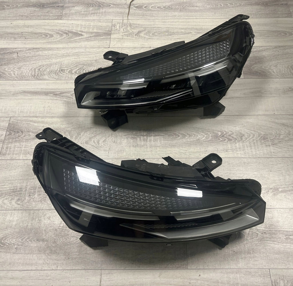 Frontscheinwerfer Renault Clio V Ein Stück (Rechts oder Links) Headlight