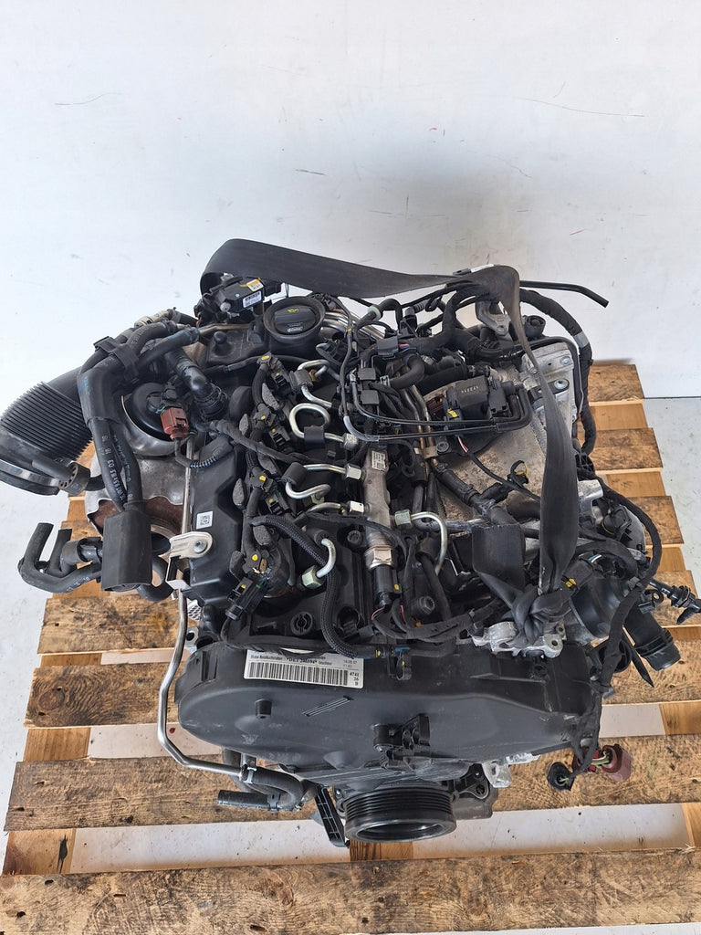 Motor Audi A4 B9 DETA 2.0 TDI 190PS 140kW 2007 Diesel Engine Unkomplett