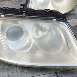 Frontscheinwerfer VW Passat Ein Satz Scheinwerfer Headlight SCH5634301148ss