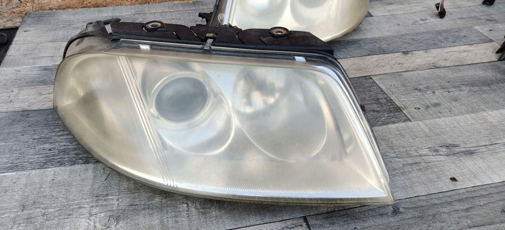 Frontscheinwerfer VW Passat Ein Satz Scheinwerfer Headlight SCH5634301148ss